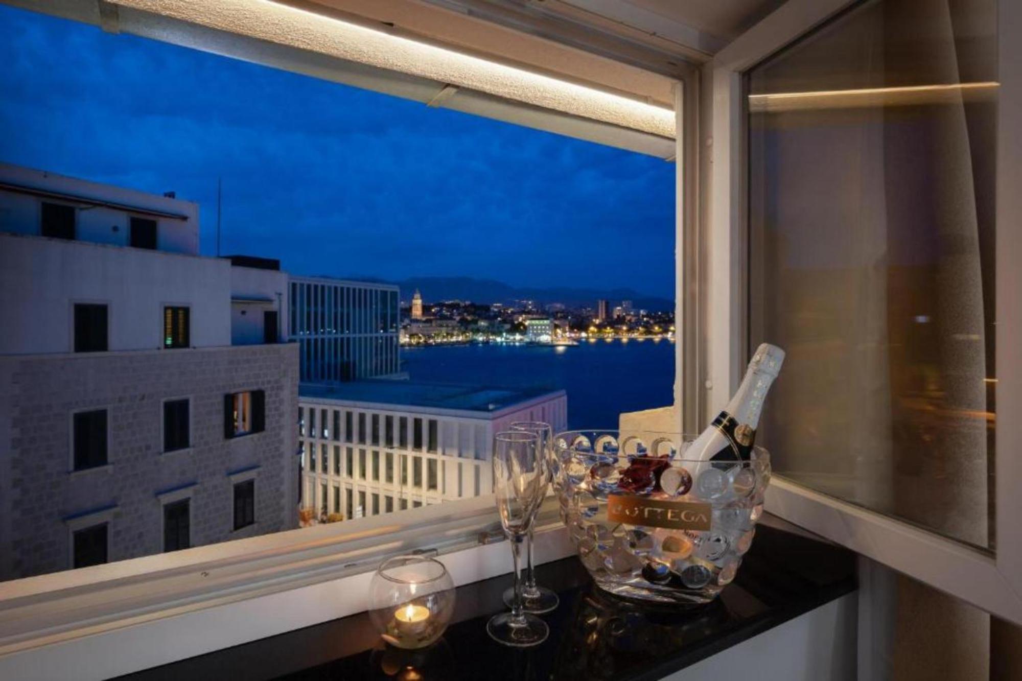 Top Rooms Split Exterior photo